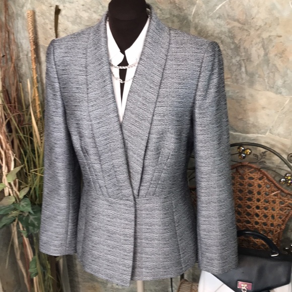 Tahari 🌹 stunning suit jacket coat blazer. - Picture 1 of 12